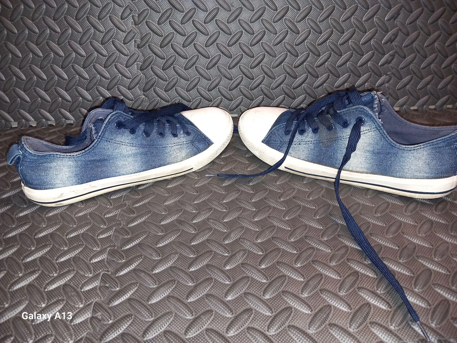 Low-top canvas sneakers No Way – Washed Jean Effect – Size 40 – photo 4